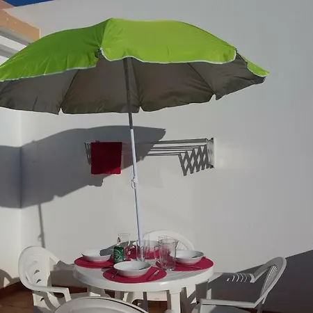 Puerta Del Sol La Rossa Apartment *